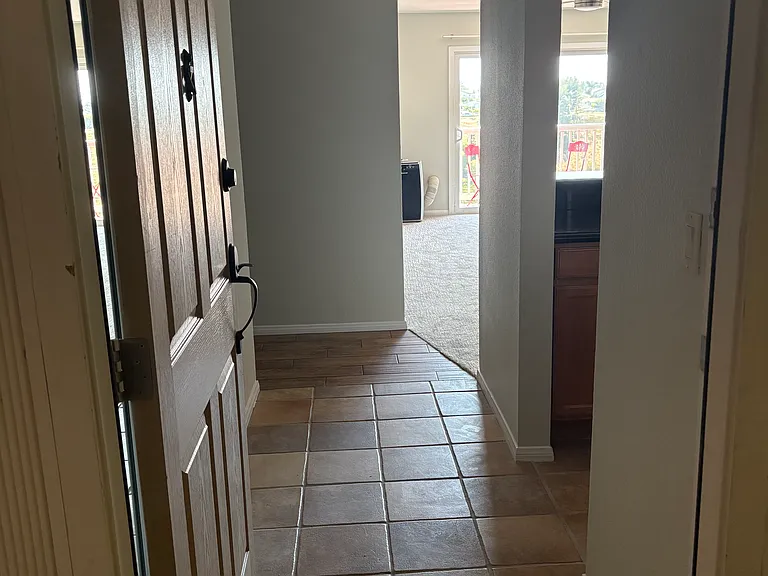3030 Suncrest Dr #907 — Photo 8