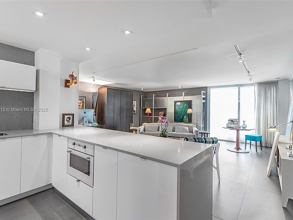 3rd image of 1045 10th St APT 701