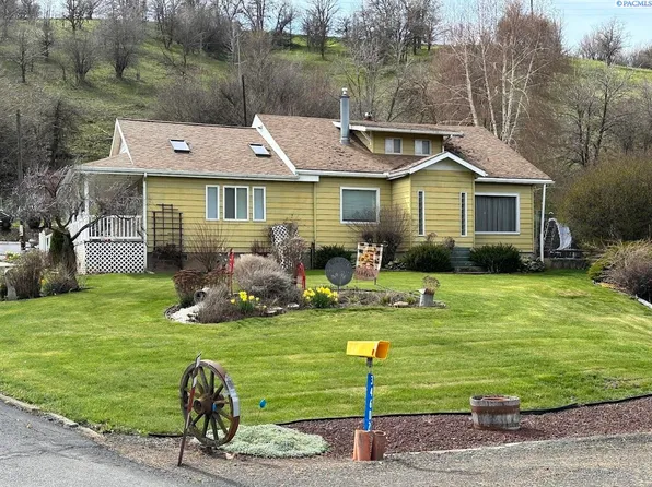 34602 State Route 195, Colfax, WA 99111