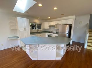 794A Patterson Ave, Kelowna, BC V1Y 5C6