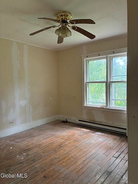 3rd image of 104 2nd Avenue