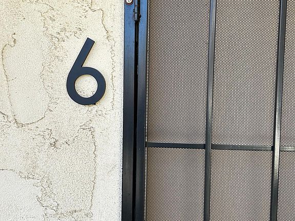 2nd image of 356 Roosevelt St APT 6