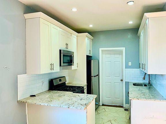 2nd image of 11814 219th St #1