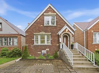 6638 S Karlov Ave, Chicago, IL 60629