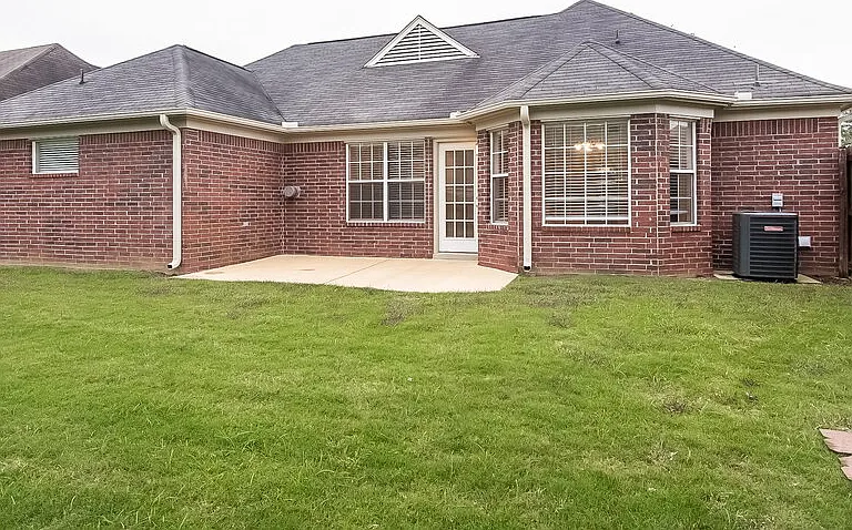 7076 Maple Grove Rd — Photo 14