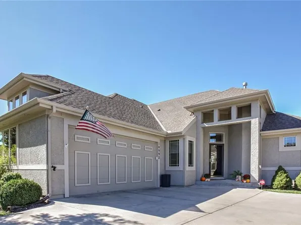 10992 S Parish St, Olathe, KS 66061