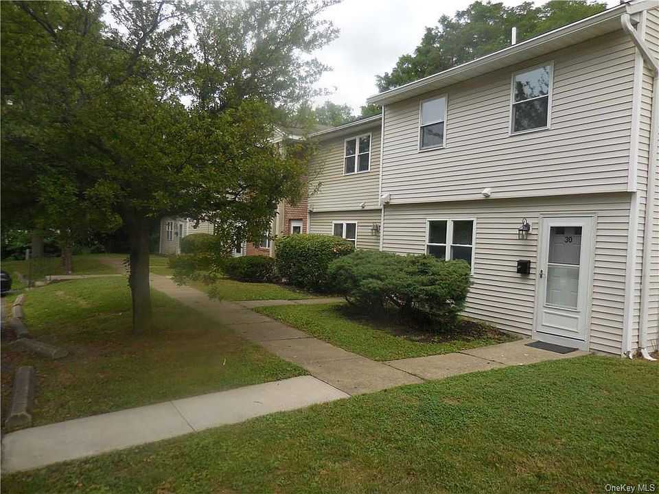 1st image of 30 Marshall Dr