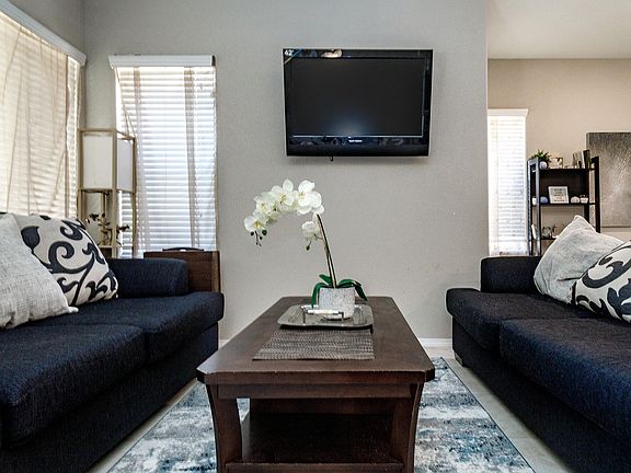 5th image of 1552 Borrego Dr SE