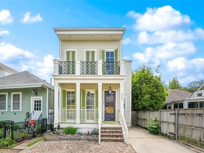 335 Joseph St, New Orleans, LA, 70115