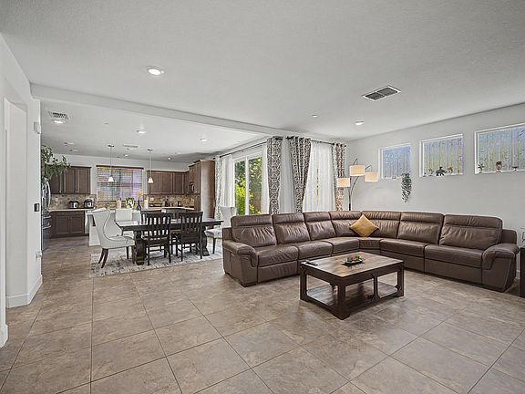 5th image of 4140 Healdsburg Way