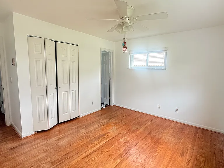 10865 Lemarie Dr — Photo 15