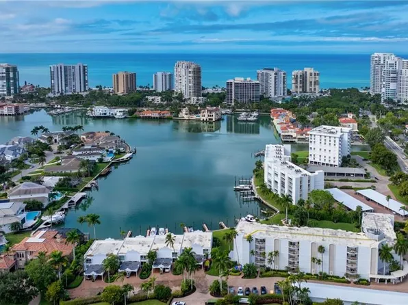 400 Park Shore DR #302, NAPLES, FL 34103