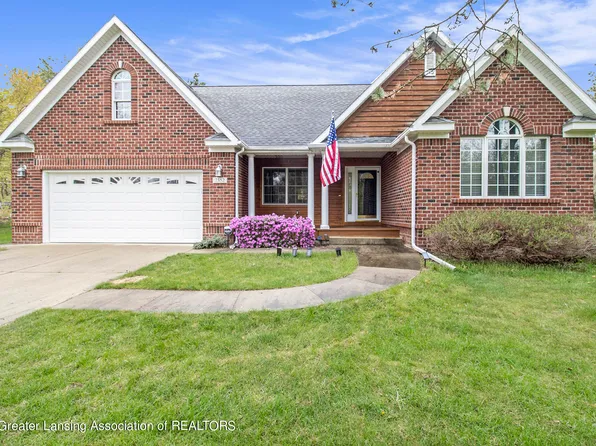 7352 Hidden Lake Dr, Perry, MI 48872