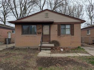 19557 Webster St, Clinton Township, MI