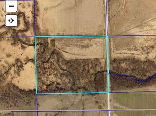 1 Vermillion Ave, Rose Hill, IA 52586