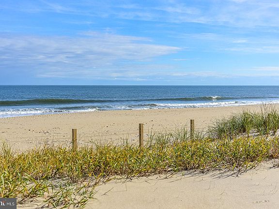 3rd image of 5505 Atlantic Ave Unit 301