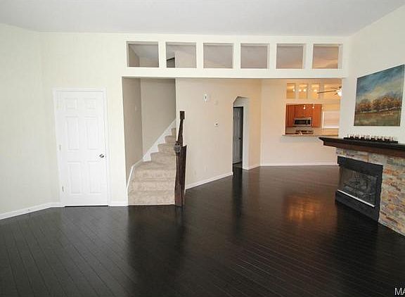 3rd image of 1416 California Ave