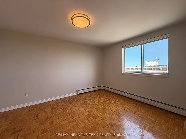 60 Windward St #809 — Photo 8