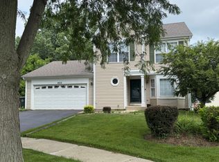 1603 Reading Cir, Carpentersville, IL 60110