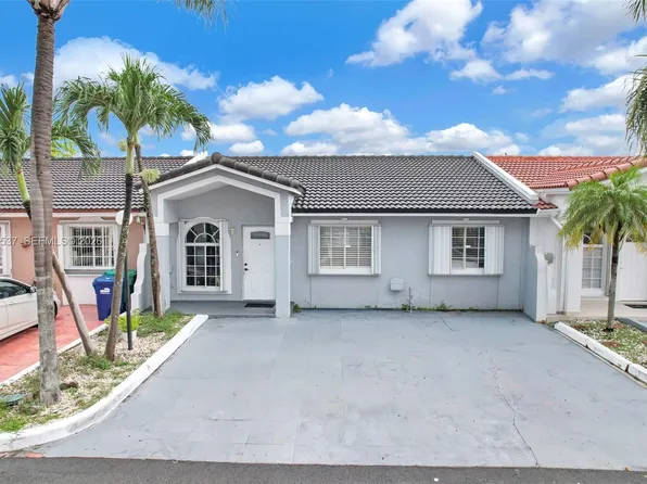 7677 NW 180th Ter, Hialeah, FL 33015