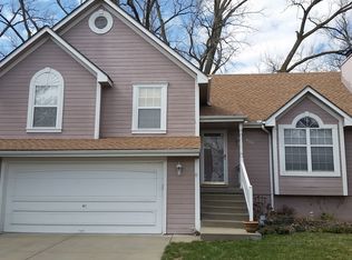 400 Wildflower Ln, Kearney, MO 64060