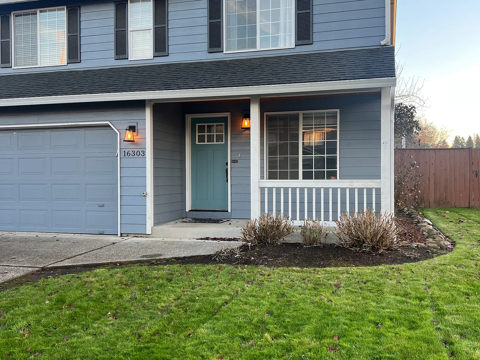 4 bed, 2.5 bath, 1710 sqft, $2,800 — Photo 3