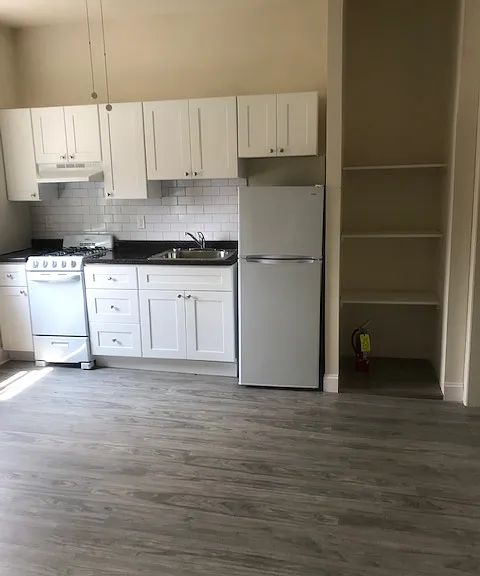 1921 Wallace St #3F — Photo 1
