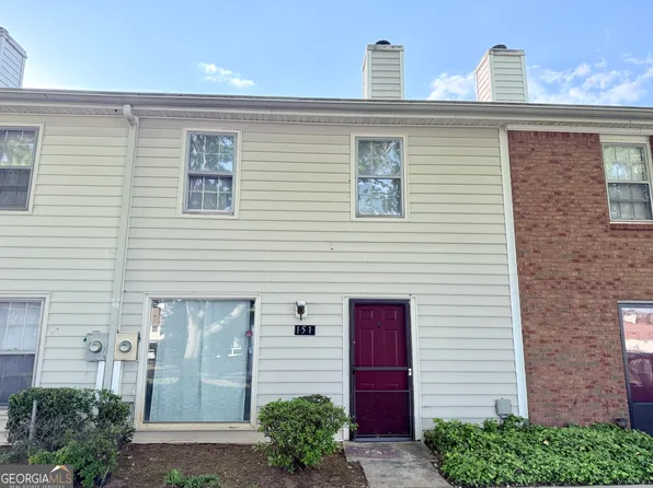 151 Old Ferry Way, Roswell, GA 30076
