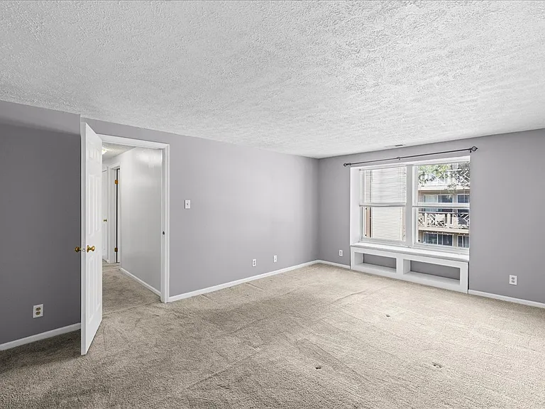 79 Sweetfern Ct #1 — Photo 16