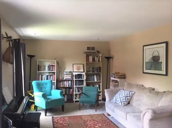 5307 Manitowoc Pkwy, Madison, WI 53705