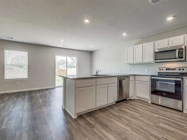 3527 Chestnut Oak Dr — Photo 17