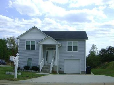 3296 Ridgewood Place Dr, Winston Salem, NC, 27107