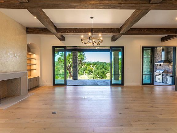 4th image of 804 Lagrange Dr