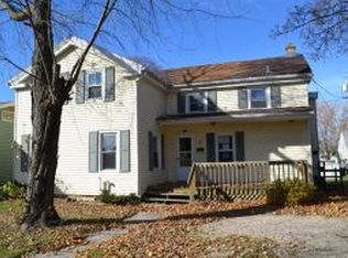 526 Pine St, Sheboygan Falls, WI 53085