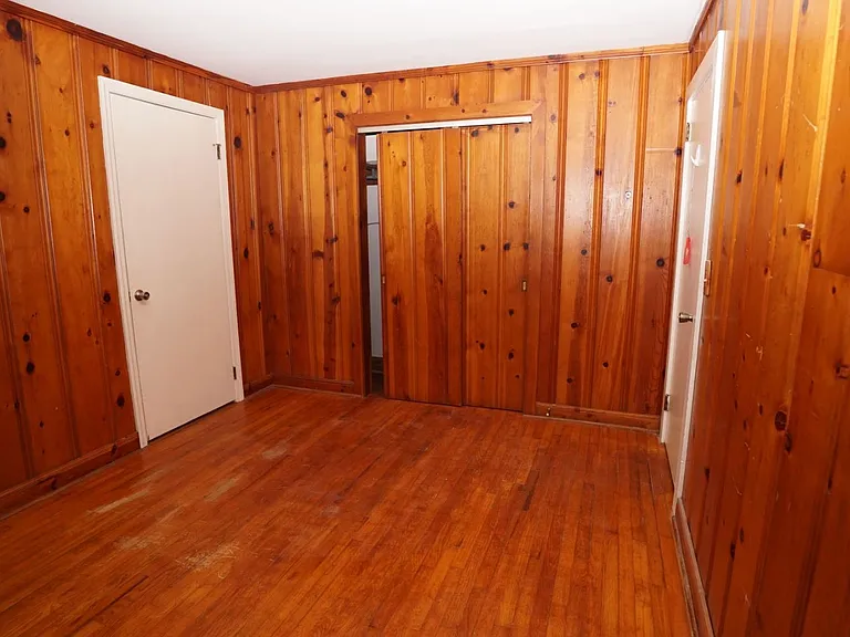 14 Tallman St — Photo 29