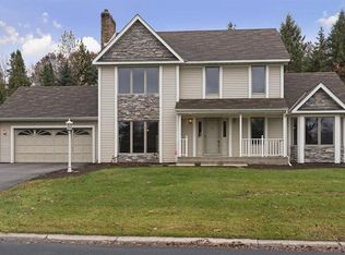 11893 Dunhill Rd, Eden Prairie, MN 55344