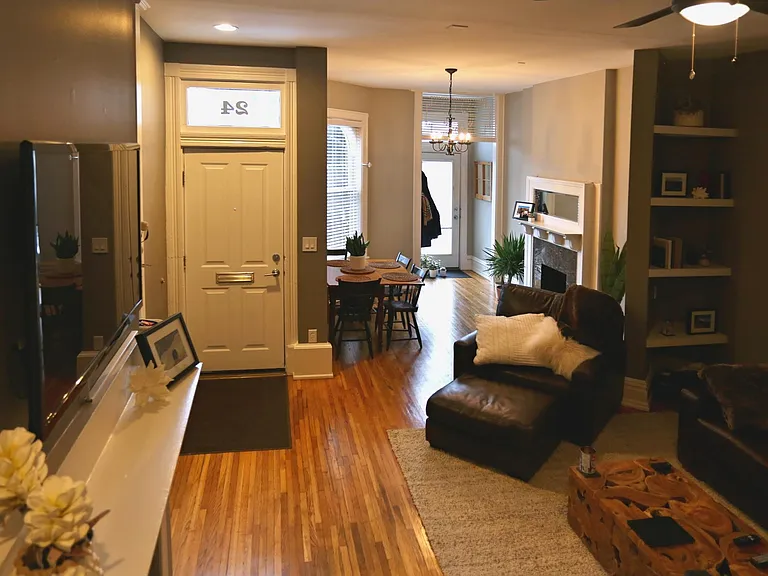 24 W 4th Ave — Photo 5