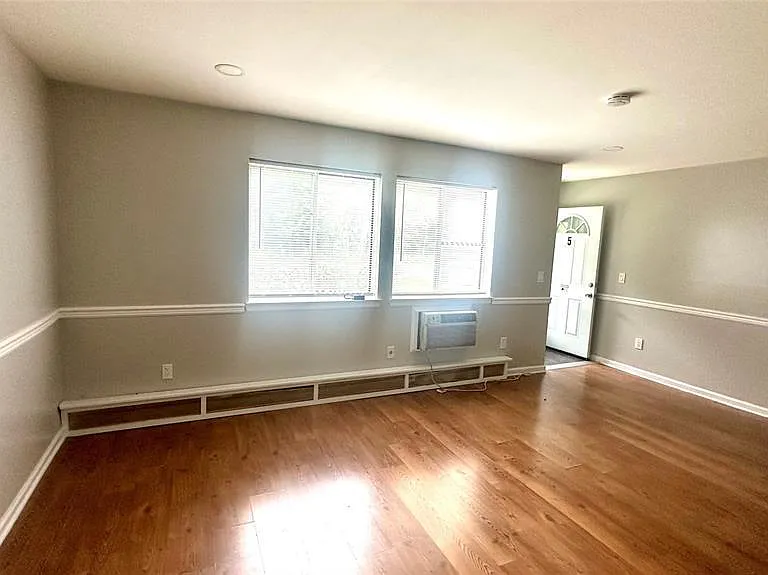 5 Ruth Ct — Photo 4