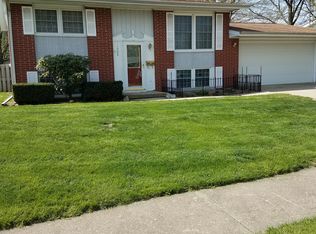 1008 Virginia Ave, Taylorville, IL 62568