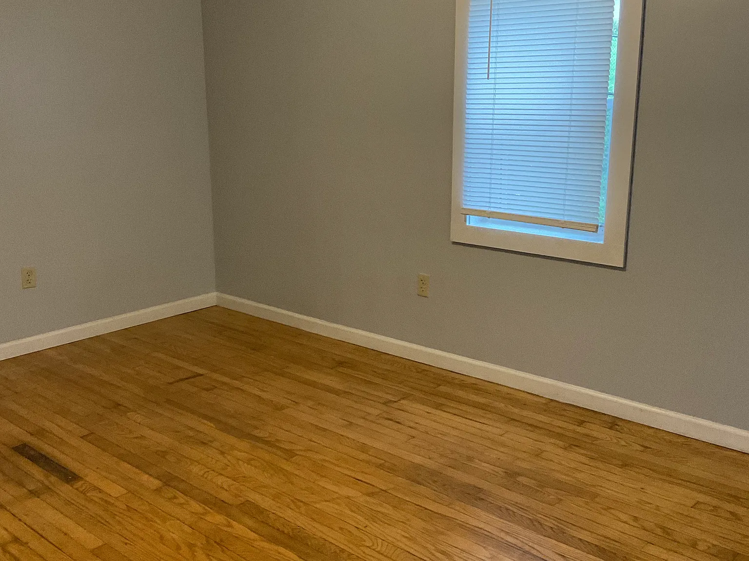 3 bed, 1280 sqft, $1,800 — Photo 3