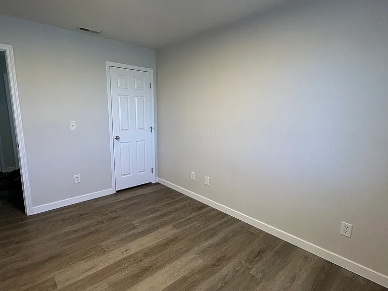 1246 NW Nina Ct — Photo 20