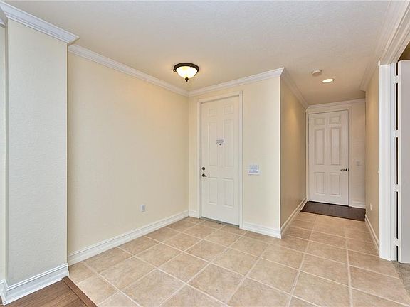 3rd image of 7020 Bergamo Way APT 101