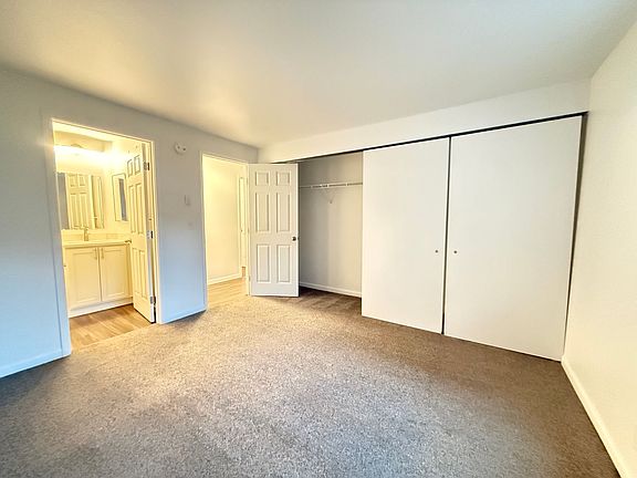 4th image of 745 Summit Ave E #301