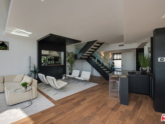 5th image of 4335 Marina City Dr Ph 34