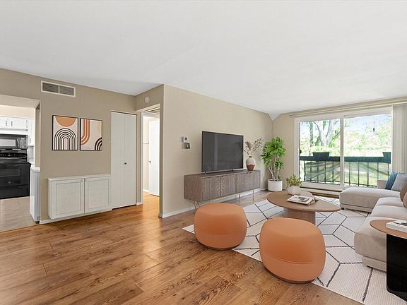 5th image of 3635 N Tucker PLACE #203