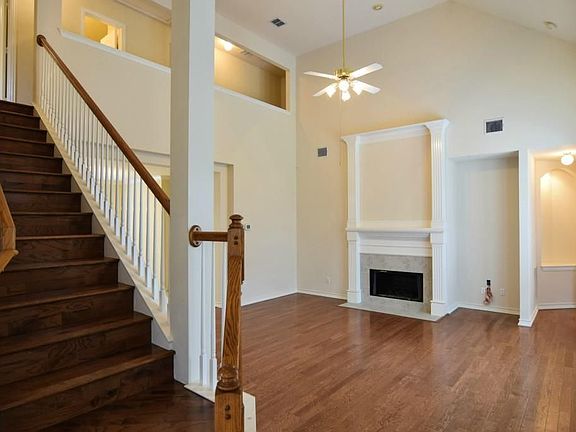 4th image of 3705 Bixby Dr