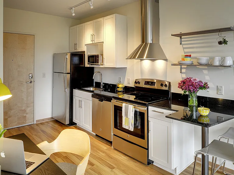 Coze Flats — Photo 11