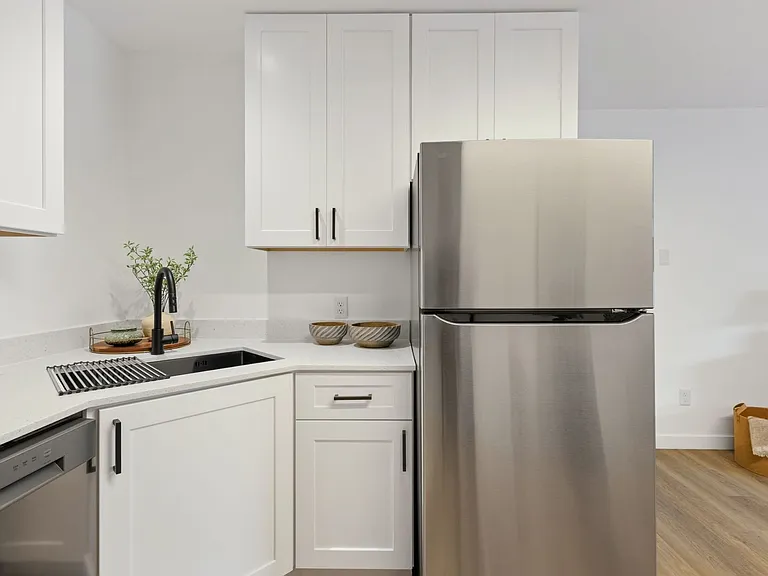 Now Pre-Leasing, Leasing Specials! || Brand New — Photo 15