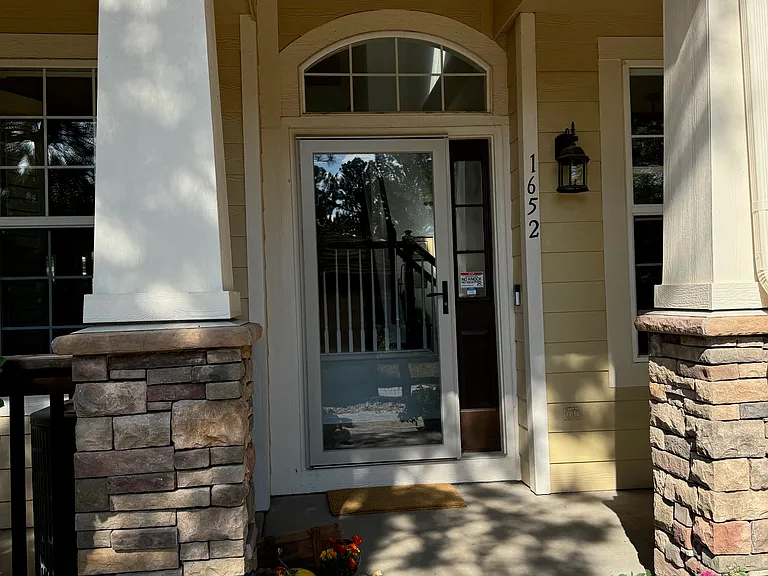 1652 Cherry Hills Ln — Photo 2