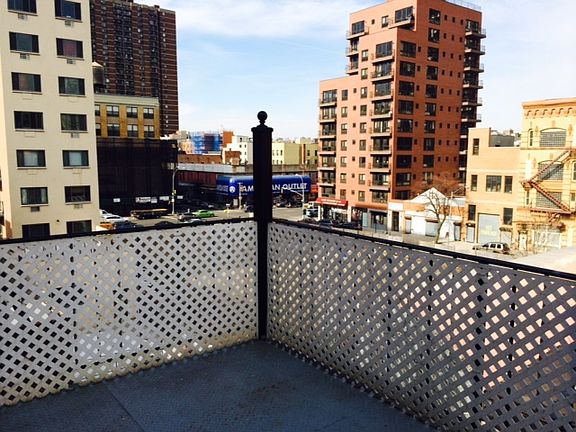 4th image of 217 E 120th St APT 3